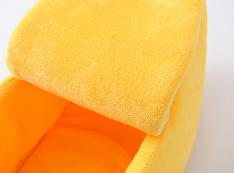 Banana Shaped Cat Bed Banana Shaped Cat Bed