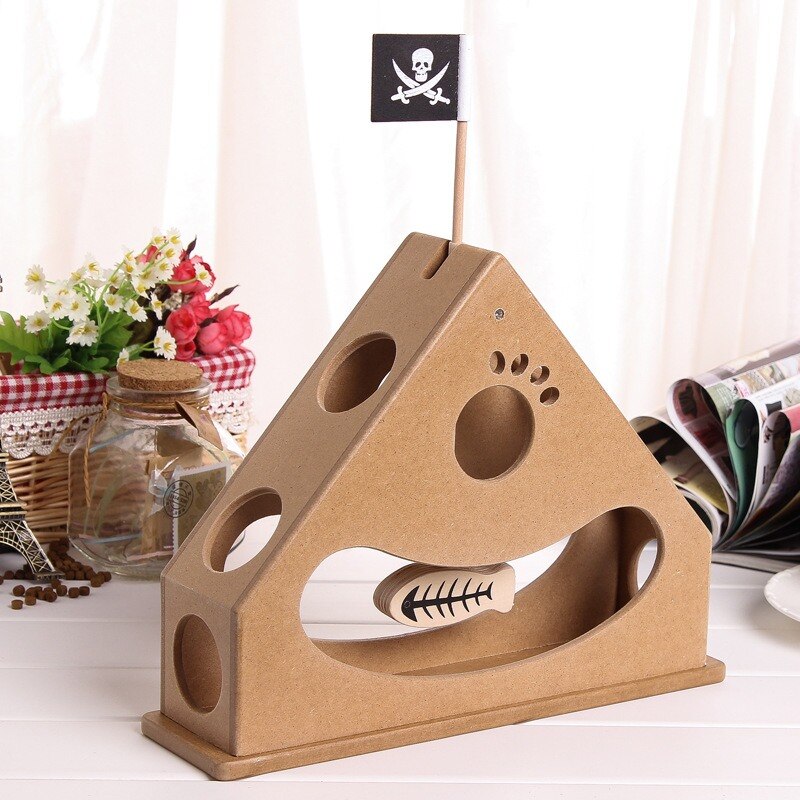 Pirate Themed Stylish Scratching House Toy for Cats