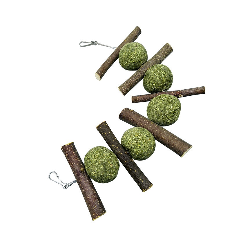 Grass Ball Garland Toy