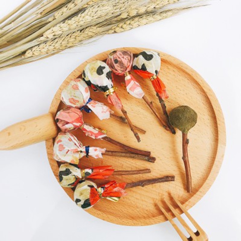 Natural Grass Teeth Grinding Toy